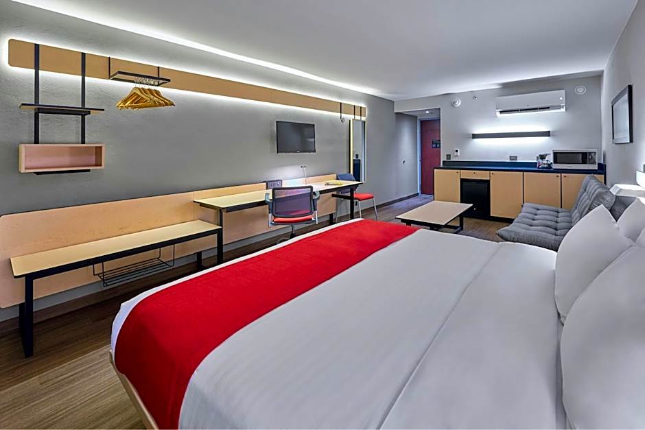 City Express by Marriott Celaya Galerias