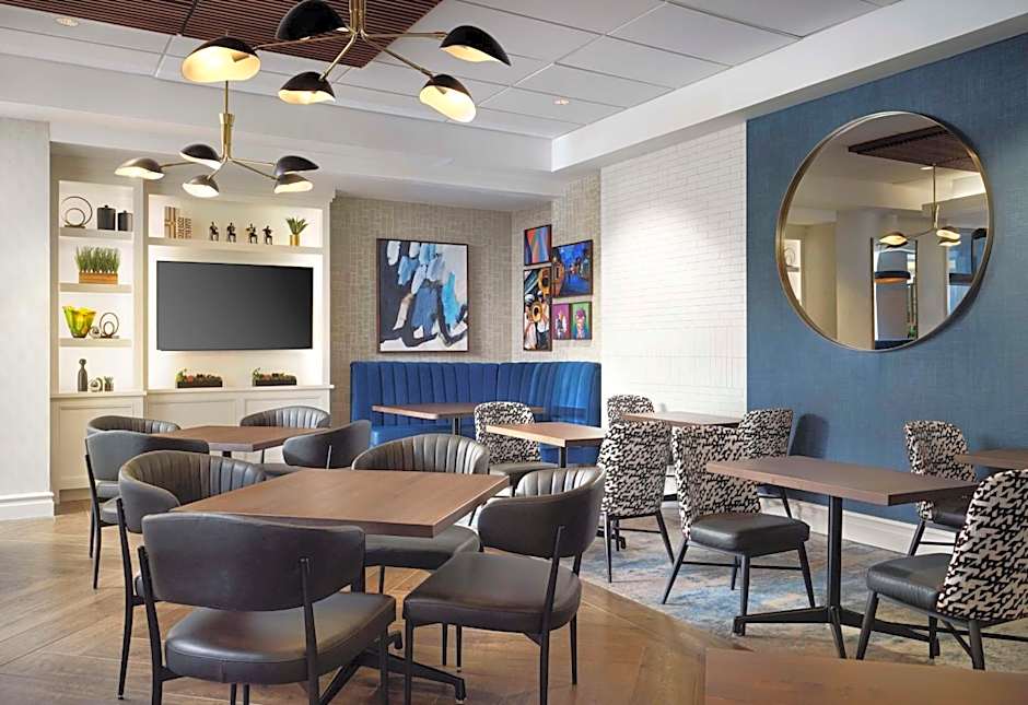 Hilton New Orleans Airport
