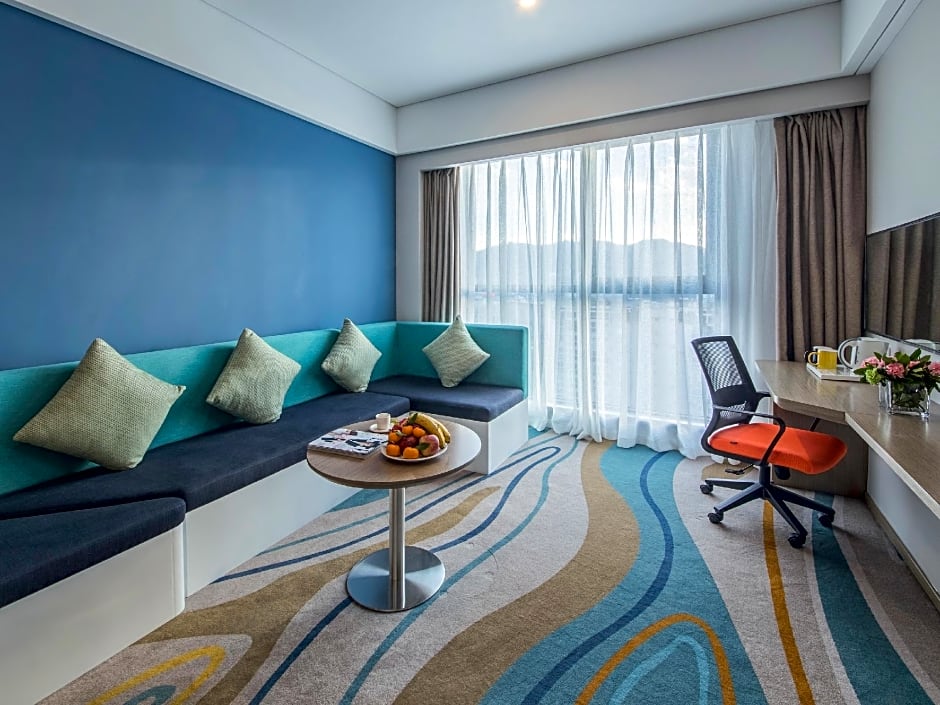 Holiday Inn Express Xichang City Center By IHG