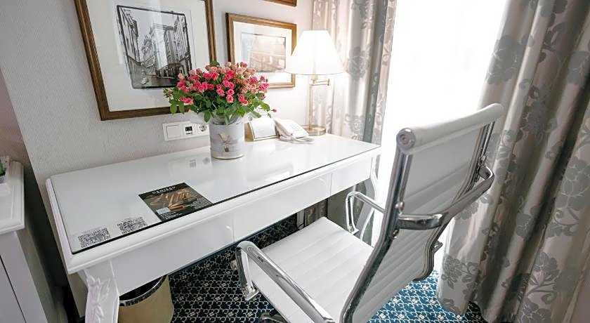 Kazzhol Hotel Astana