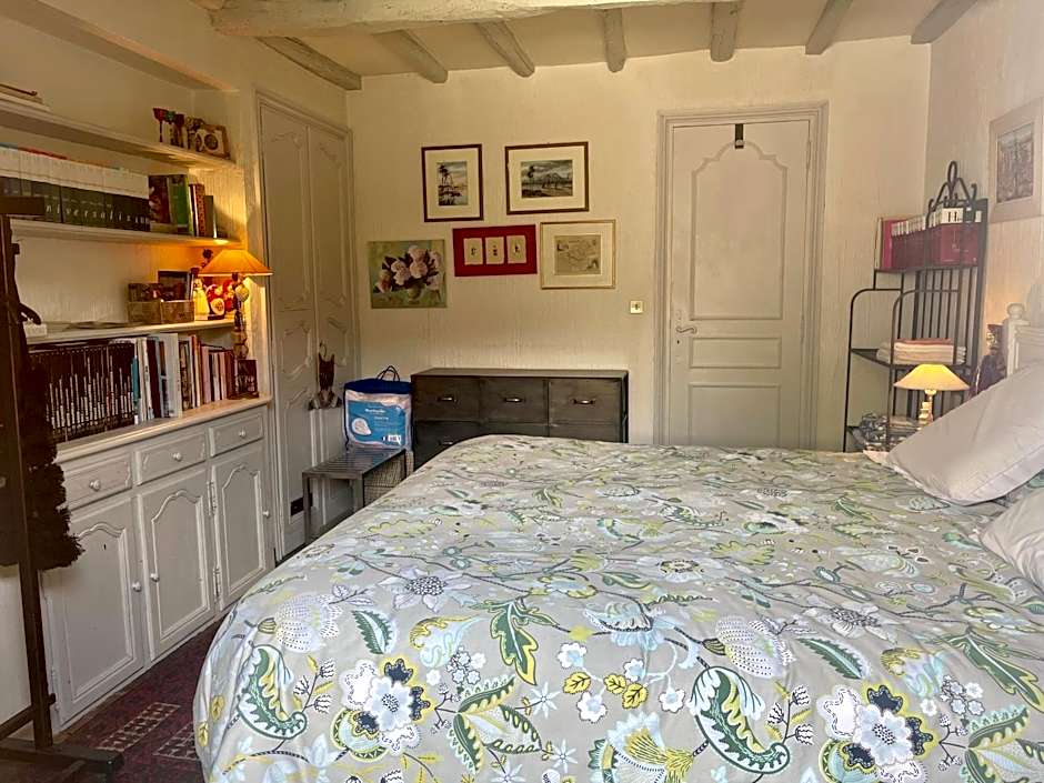 Photo 1 of 6 of 1 Double Bed or 2 Beds, Garden View
