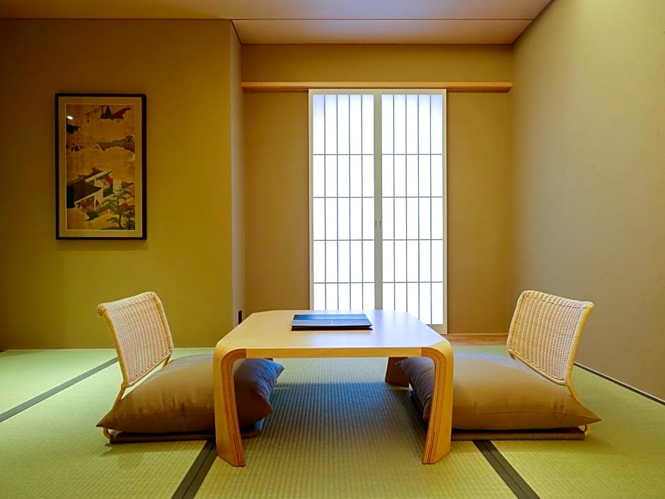 Kaminarimon Ryokan