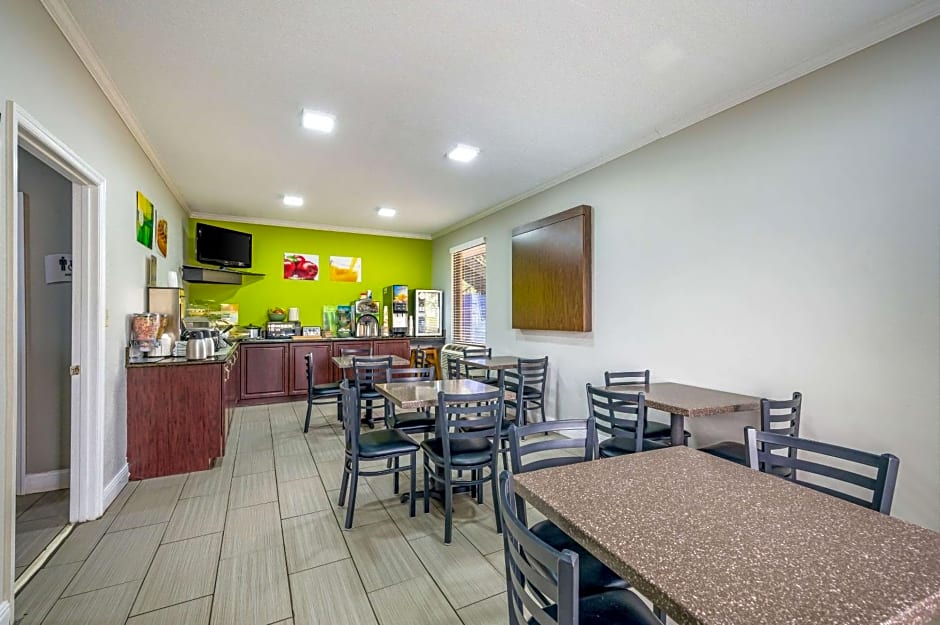 Quality Inn Cullman I-65 Exit 310