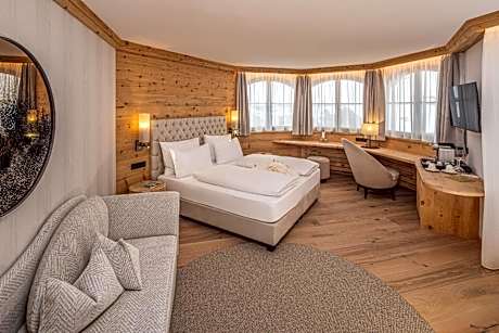 Junior Suite with Balcony