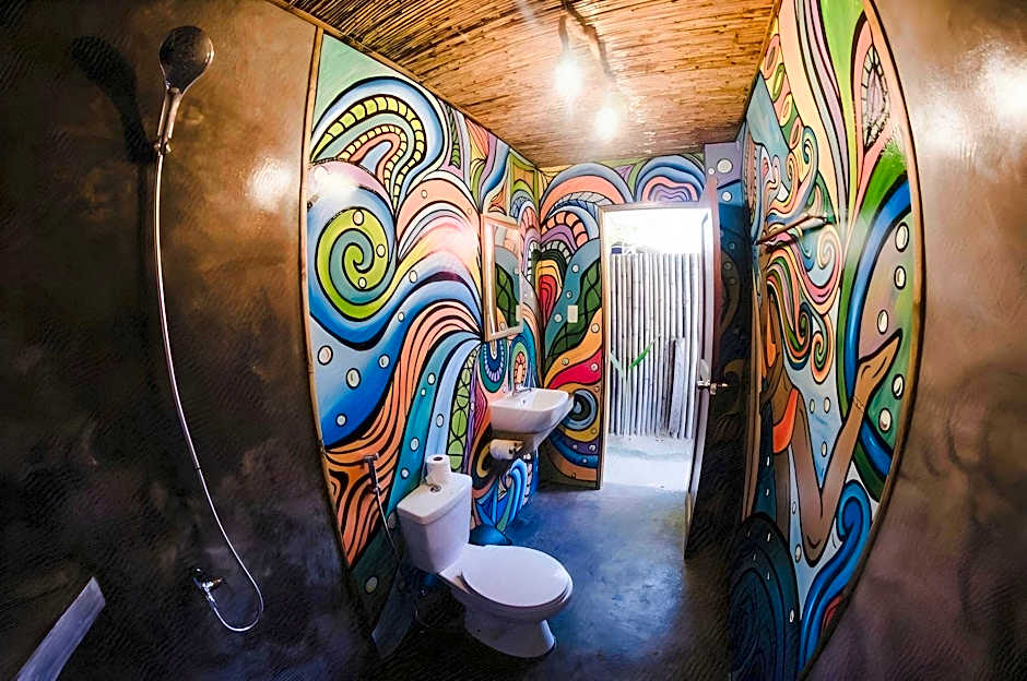 Mad Monkey Hostel Siargao