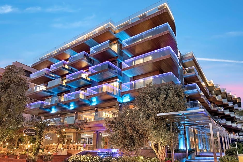 DoubleTree By Hilton Kusadasi