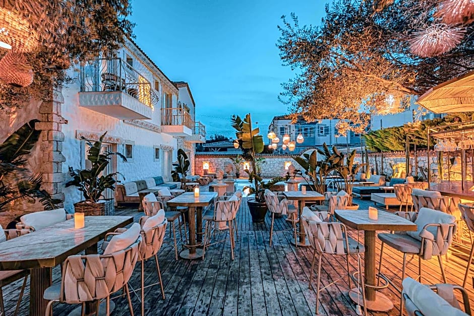 Rupa Otel Alacatı- Adults Only