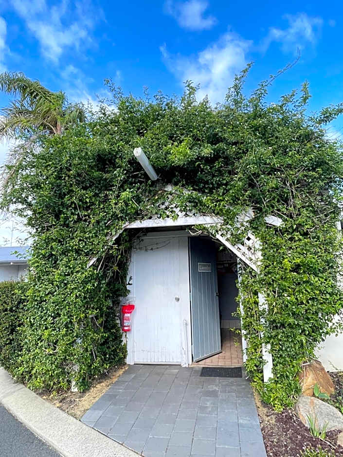Busselton Jetty Chalets