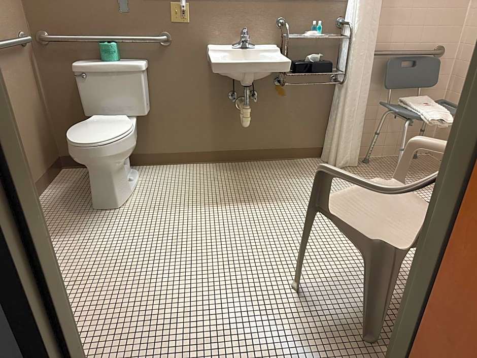 Comfort Inn Huntington near University area