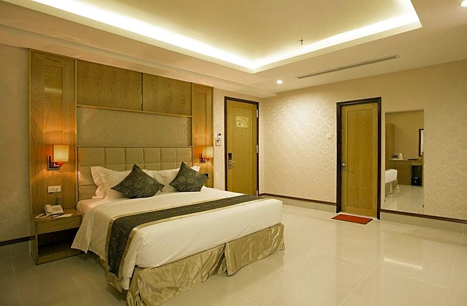 West Hotel