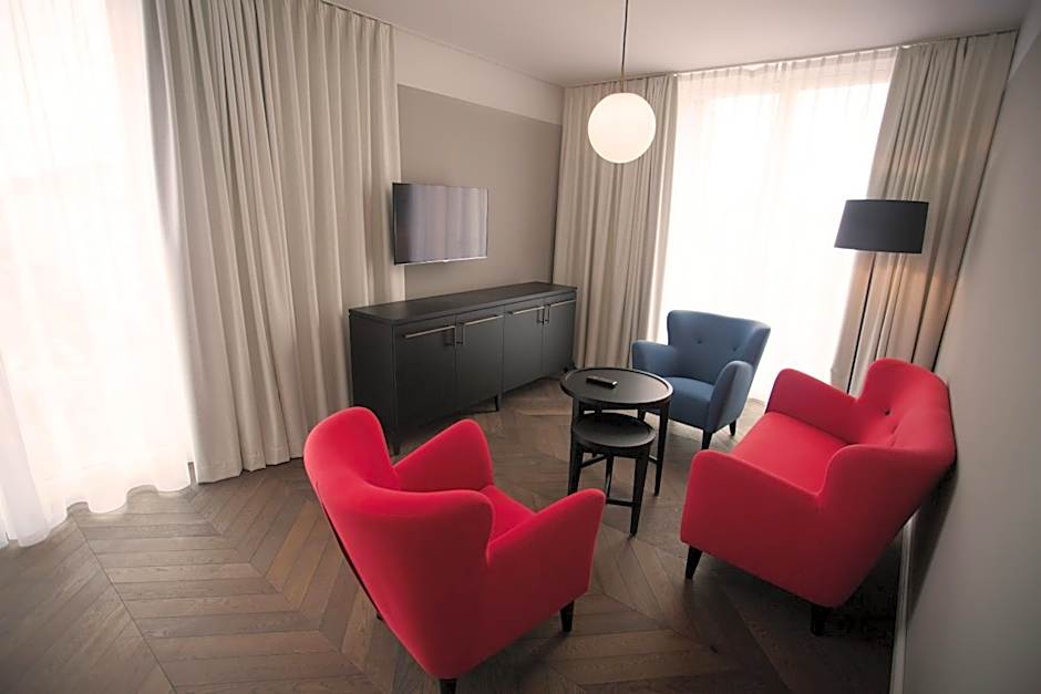Hotel Caroline