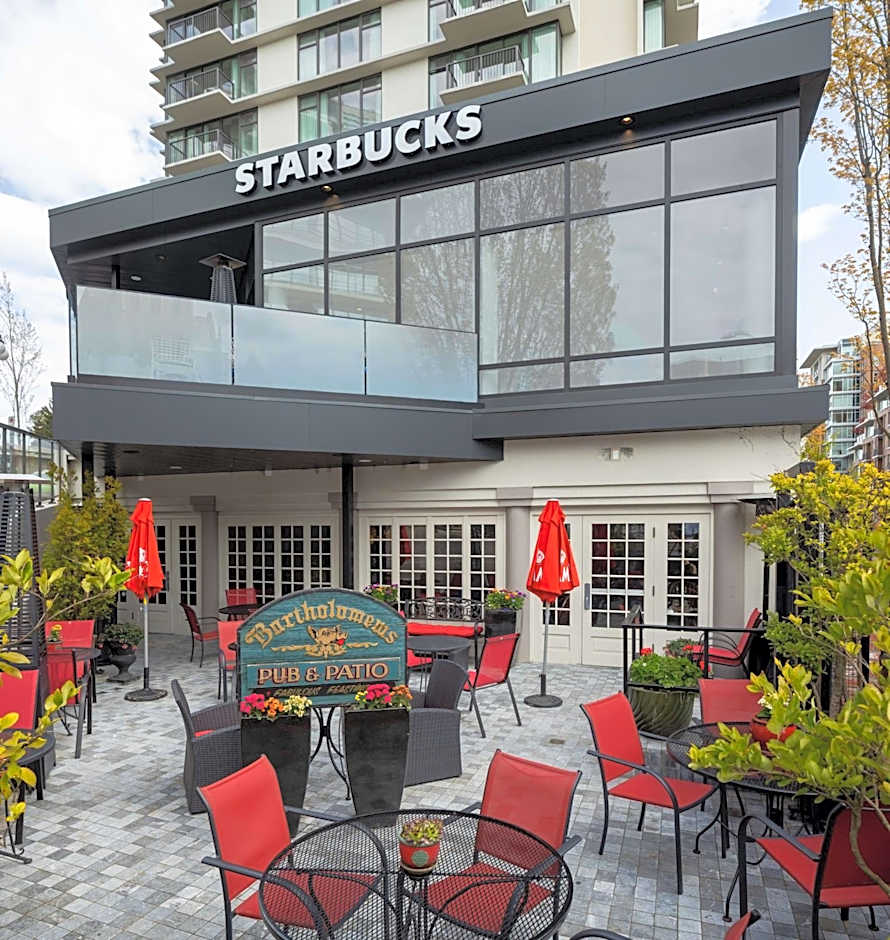 DoubleTree by Hilton Hotel & Suites Victoria