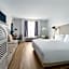 Beal House Fort Walton Beachfront, Tapestry Collection by Hilton