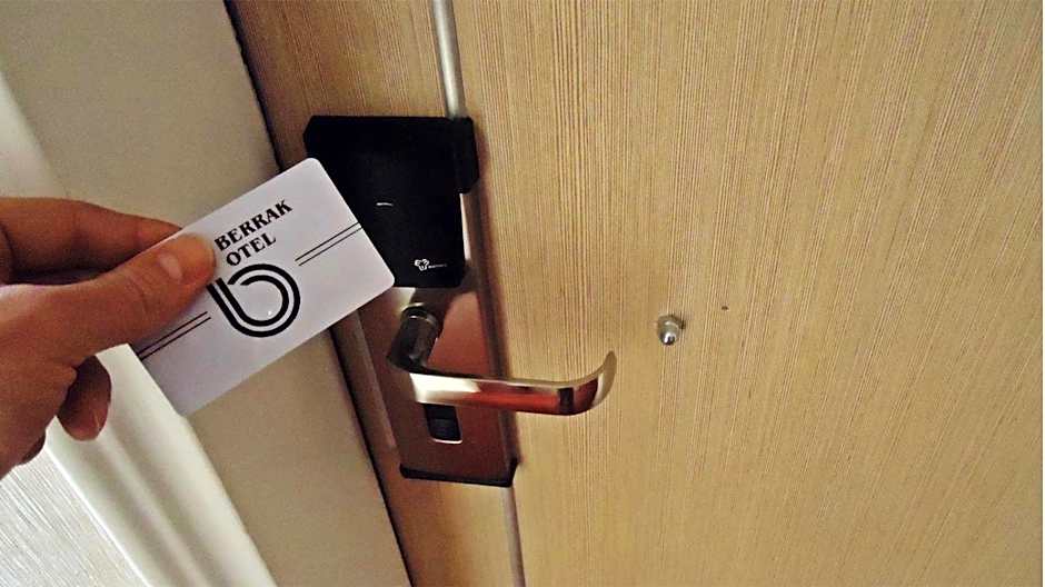 Berrak Otel