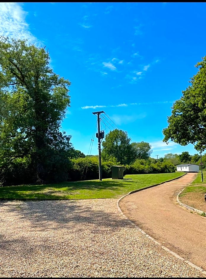 J2 static caravan at Fairway Holiday Park