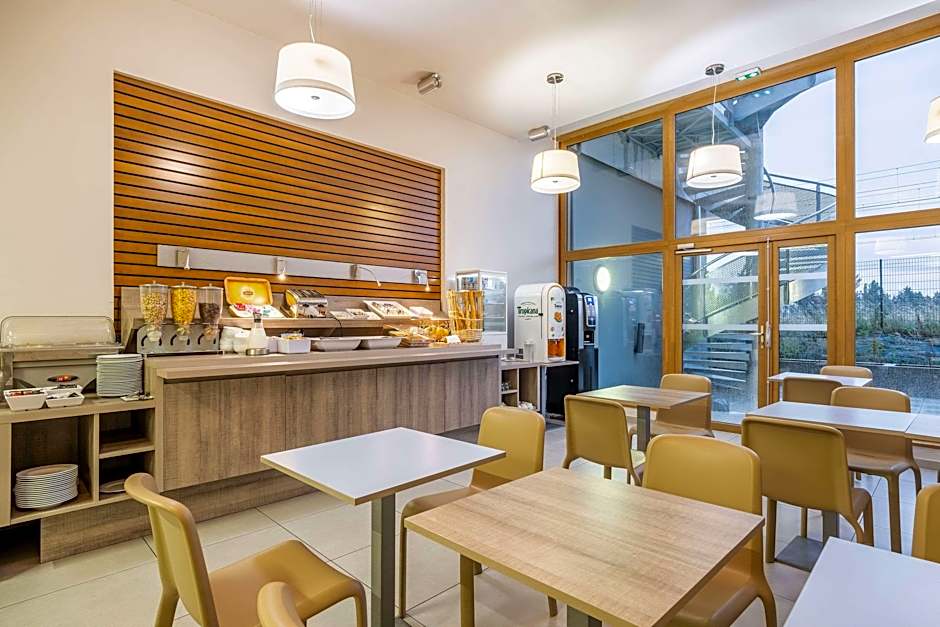 Neho Suites Porte De Geneve - Gare Annemasse ***