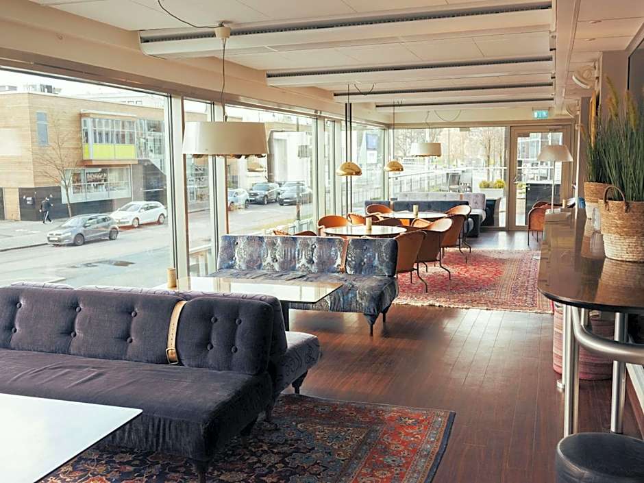 Best Western Plus John Bauer Hotel