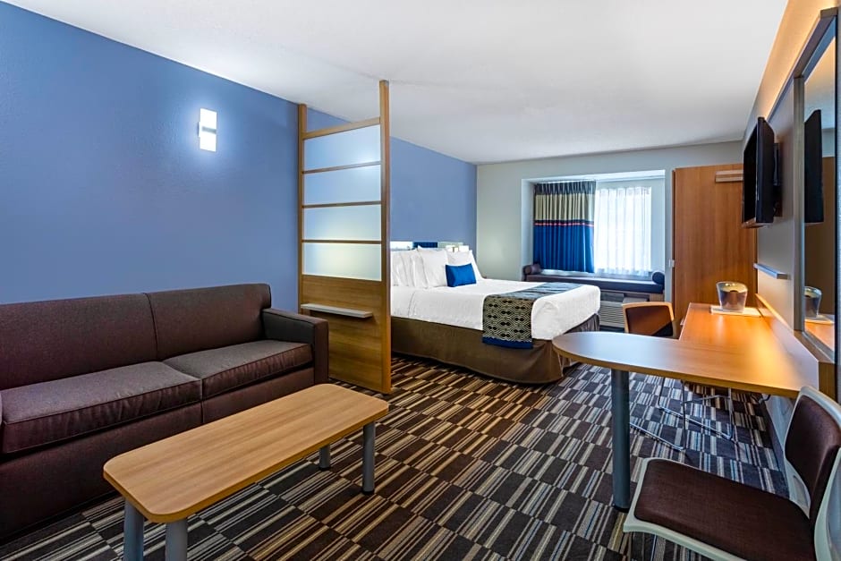 Microtel Inn & Suites By Wyndham Burlington