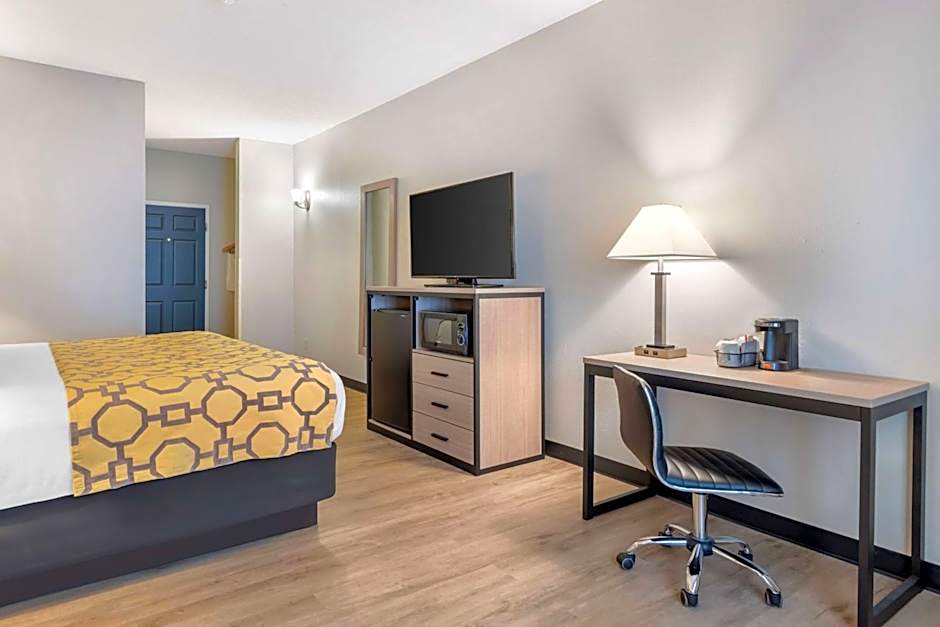 Baymont by Wyndham Kennesaw