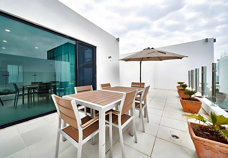 Lareem Boutique Hotel