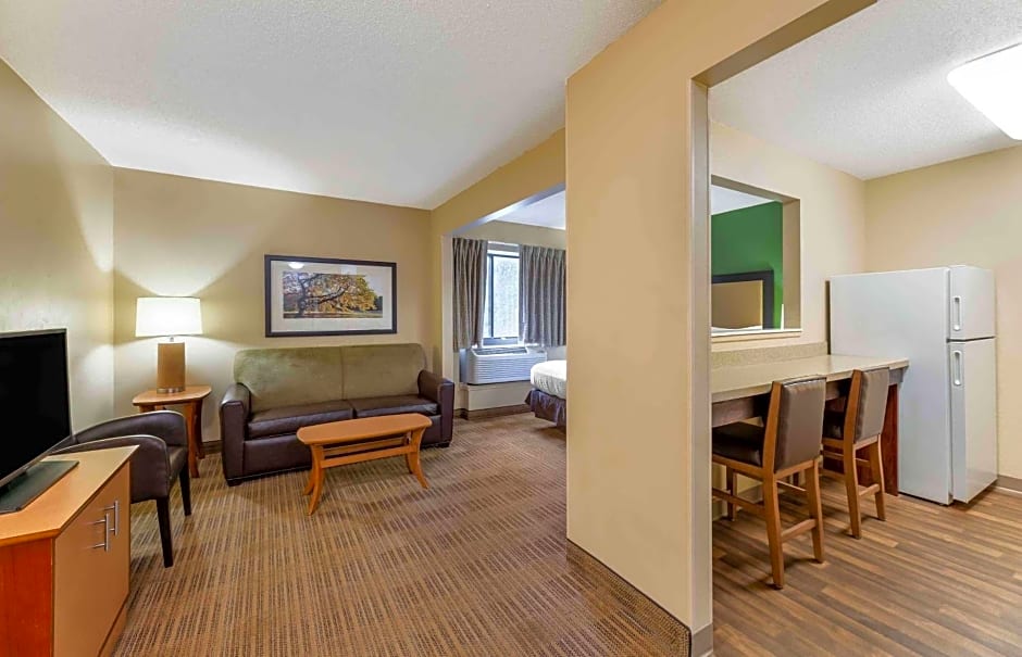 Extended Stay America Suites - Cleveland - Westlake