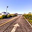 Rodeway Inn & Suites