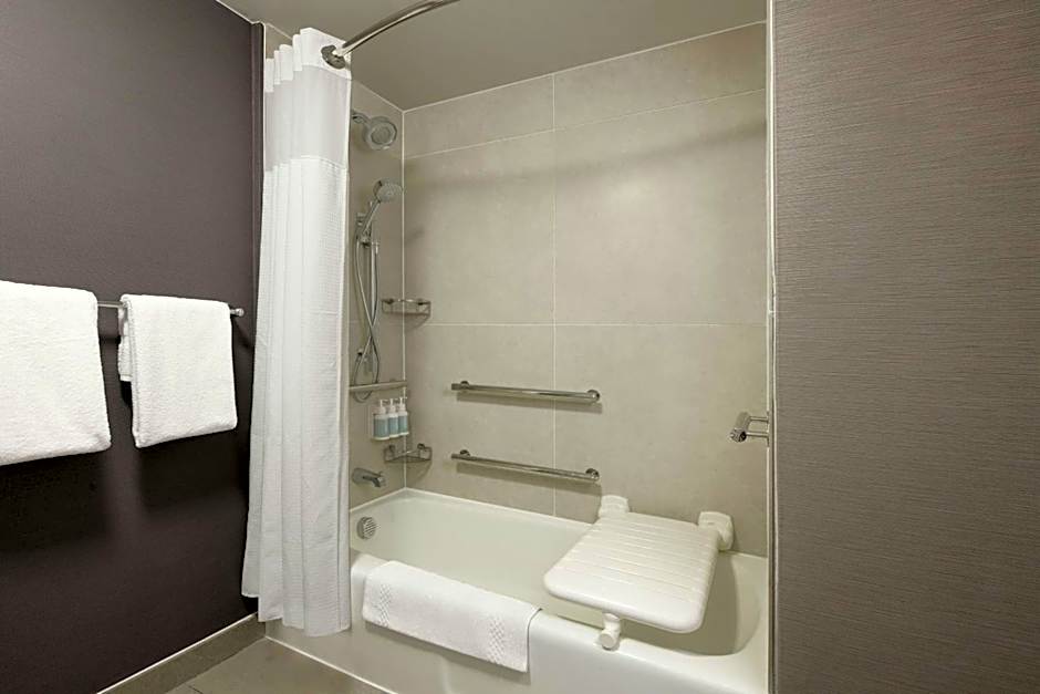 Courtyard By Marriott Chicago Highland Park/Northbrook