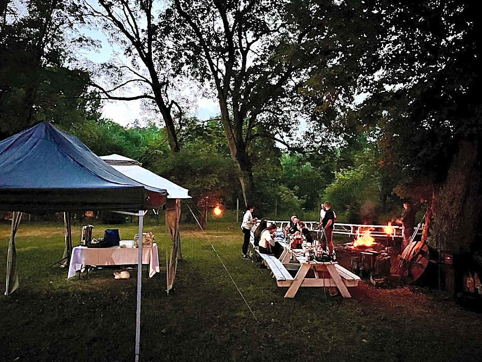 Agroturystyka Hotel Noclegi Pałac Camping