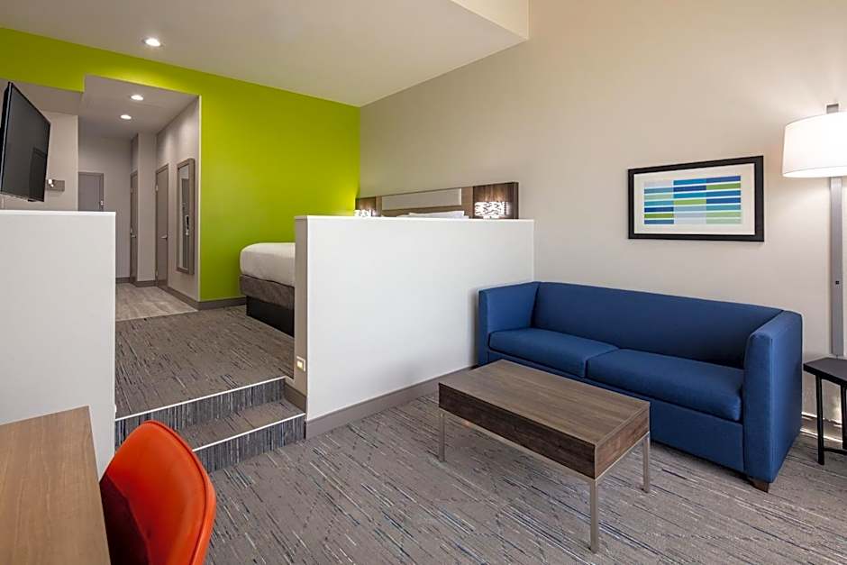 Holiday Inn Express Hotel & Suites Ventura Harbor By IHG