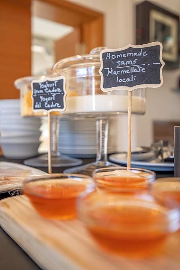 Giallo Dolomiti Wellness