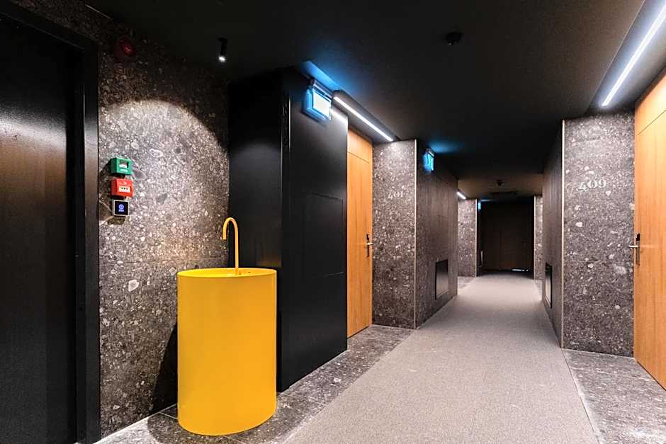 Hotel Kitchen59
