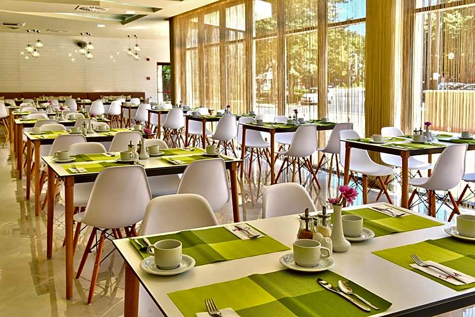 GRIFID Hotel Foresta - All Inclusive & Free GRIFID Beach - Adults Only