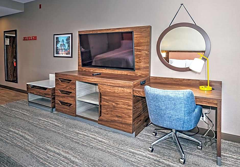 Hampton Inn by Hilton Ottawa