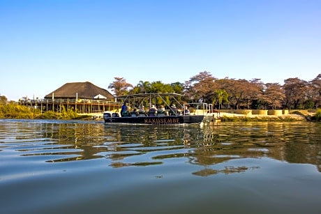 Gondwana Hakusembe River Lodge