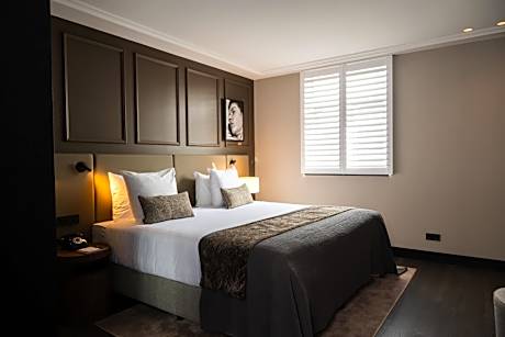 Premium Deluxe Room