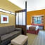 Microtel Inn & Suites by Wyndham Greenville/University Med