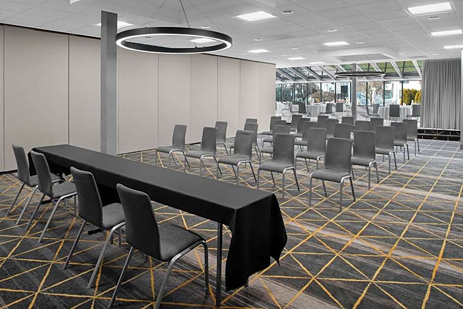 Holiday Inn Hasbrouck Heights-Meadowlands By IHG
