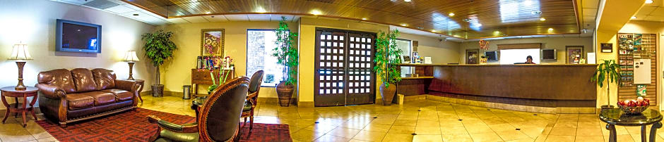 Ramada Carlsbad By The Sea (Near Legoland)