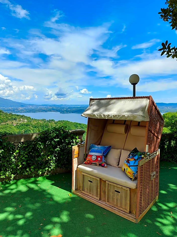 Villa Magnolia BB, Lago Maggiore (Massino Visconti, Italy)