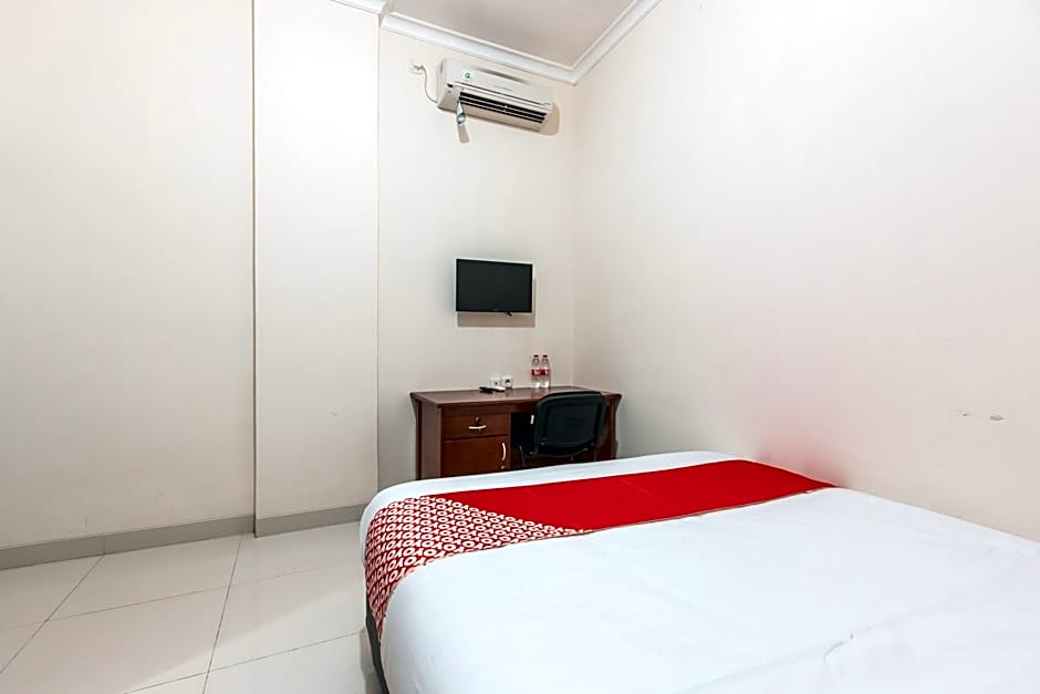 OYO 2364 Cempaka Harapan Indah