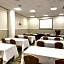 Wyndham Garden Baronne Plaza
