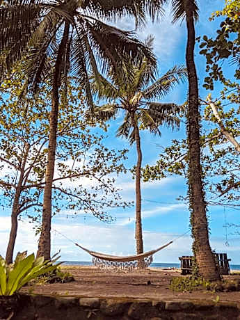 Playa del Fuego Camiguin Beach Hostel & Resort