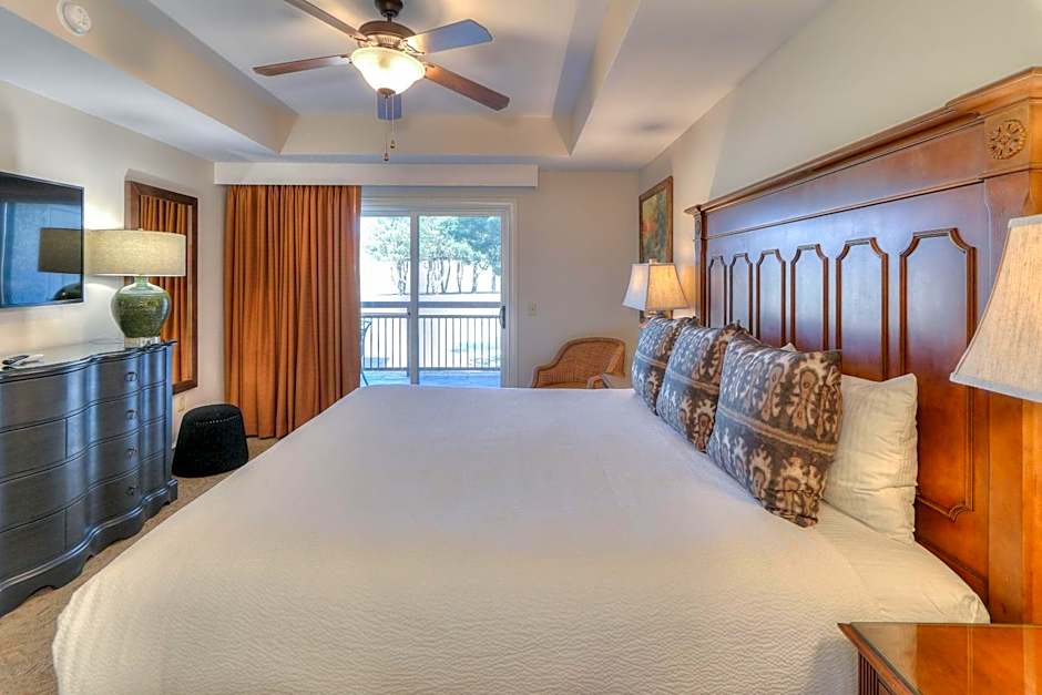 Photo 1 of 6 of 4 Bedroom Multiple Beds Condo