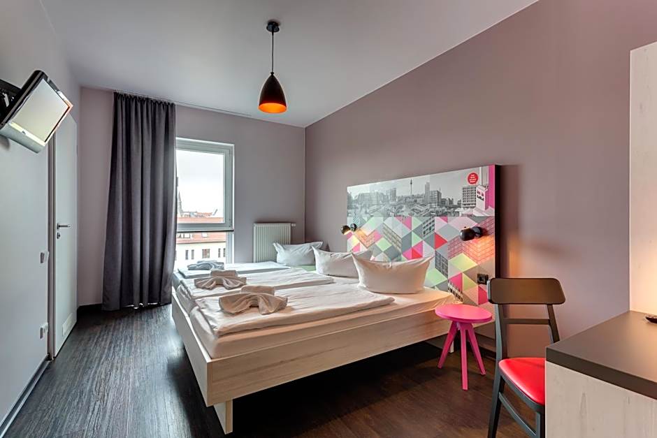 MEININGER Hotel Berlin Alexanderplatz