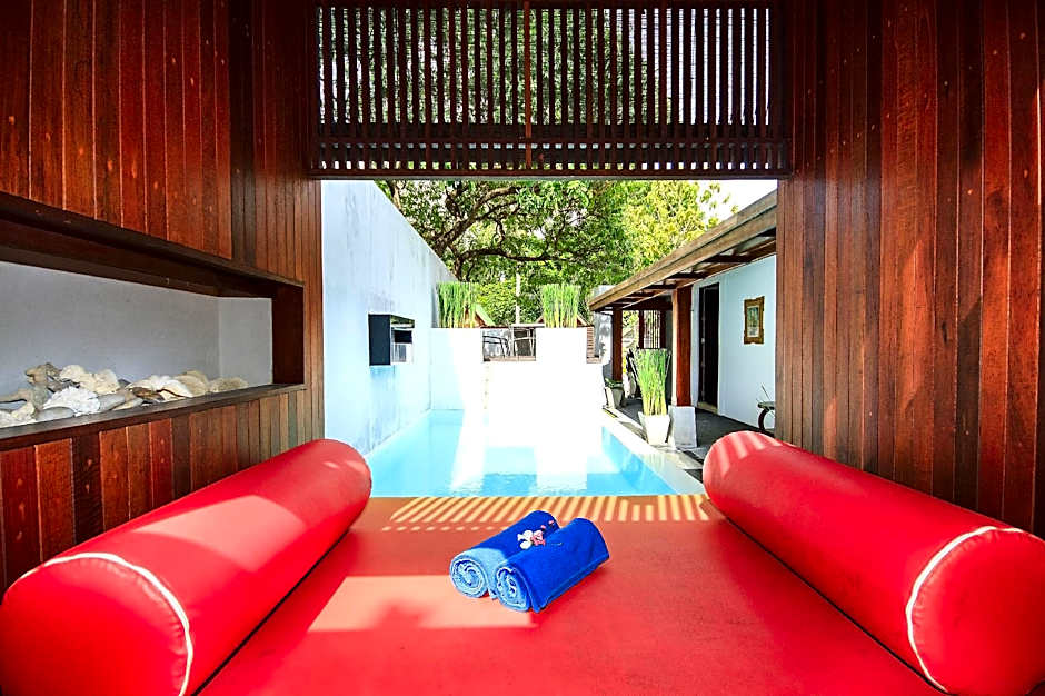 Pao Jin Poon Pool Villa