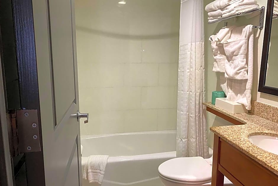 Ramada by Wyndham New York Times Square West