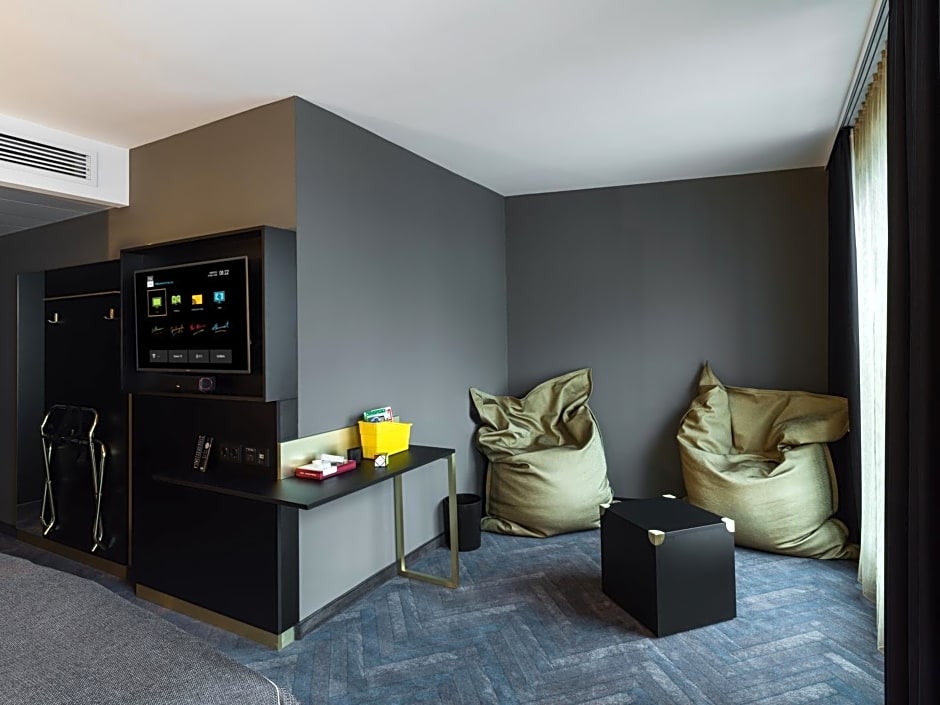 Holiday Inn - the niu, Cobbles Essen By IHG