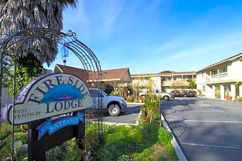 Monterey Fireside Lodge