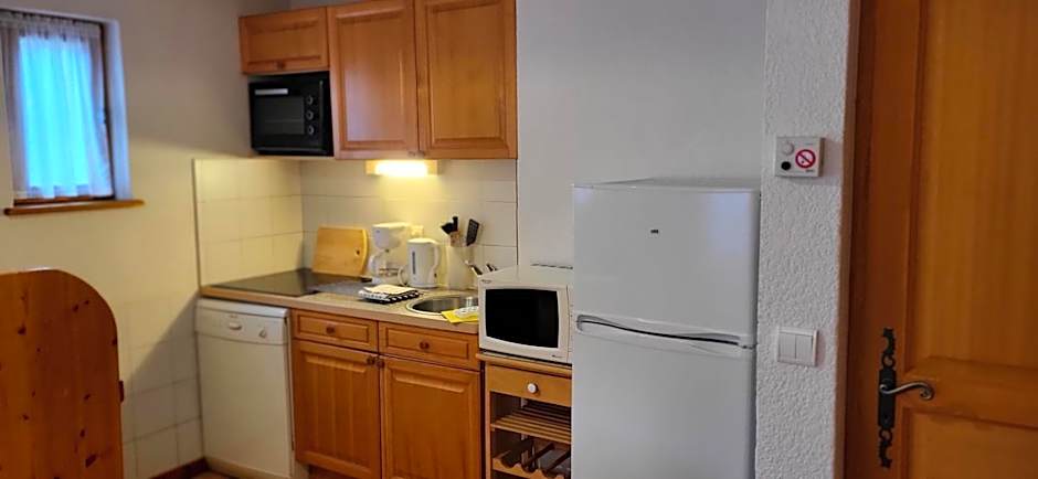 Chez Philippe - Appartements et Chalets - Panoramic Village vue Glaciers