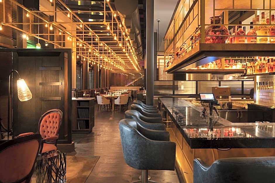 Hotel Distil, Autograph Collection